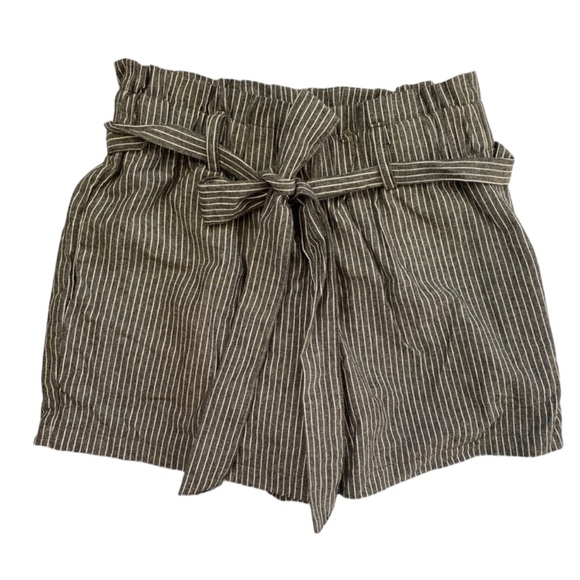 HAVE Black/White Striped Elastic Waist Fabric Belt Shorts‎ Size S - Picture 1 of 6